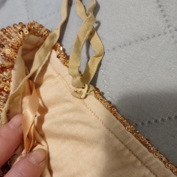 Free People gold sequin tu your oank top, can be used strapless also NWT - Picture 4 of 6